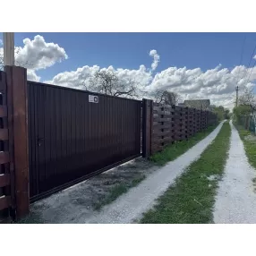 =Участок в городе. Инфраструктура. Газ=